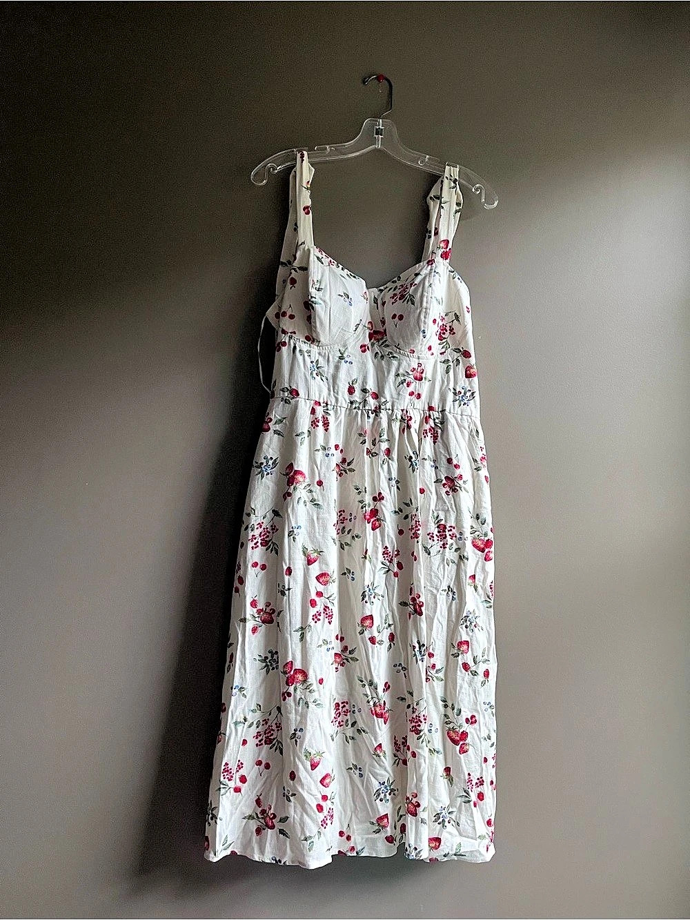 LC Lauren Conrad Flowers berries Midi Dress in White & Red Size XL Brand new
